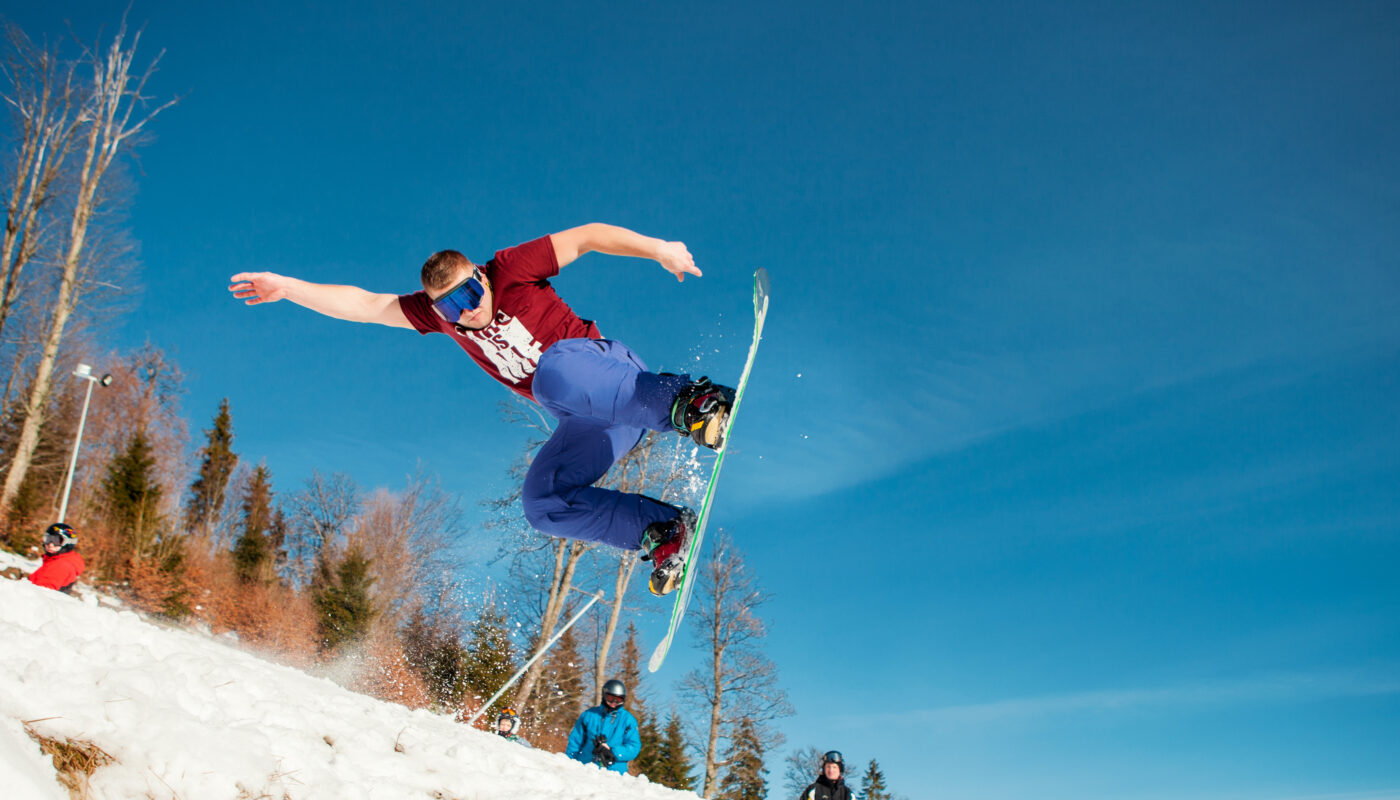 https://www.freepik.com/free-photo/man-boarder-jumping-his-snowboard-against-backdrop-mountains_7927118.htm#fromView=search&page=1&position=7&uuid=b0d39bc6-7e50-42fc-985f-5fffbdc06f97&query=The+Legacy+of+the+1928+Winter+Olympics+in+Saint+Moritz