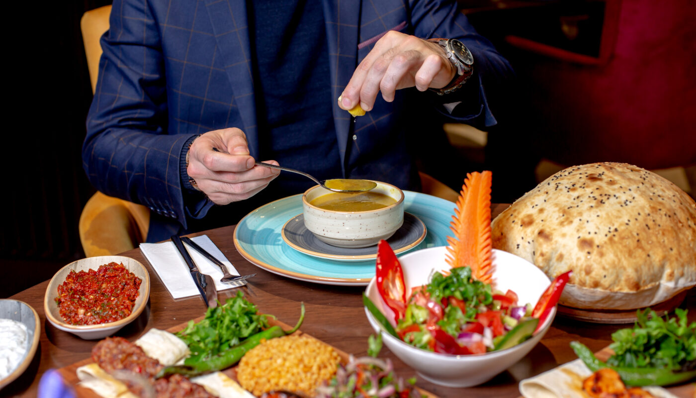 https://www.freepik.com/free-photo/man-eats-lentil-soup-with-lemon_7735656.htm#fromView=search&page=1&position=25&uuid=017d16bd-827a-4ccb-b1de-8402c89bdfb4&query=Must-Try+Dishes+Presented+at+Gourmet+Food+Weeks